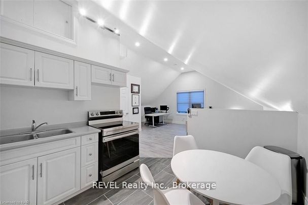 For Lease - 4102 Portage Road, Niagara Falls, Ontario - Photo 1