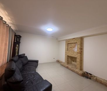 SPACIOUS FAMILY HOME WITH SOLAR - HOME OPEN 16.02.2026 @4.30PM - Photo 6