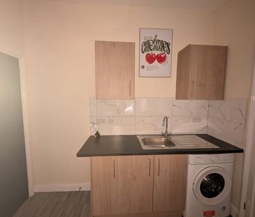 Room in a Shared House, Middleborough Road, CV1 - Photo 4