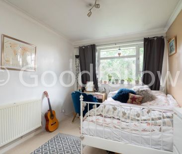 2 bedroom maisonette to rent - Photo 2