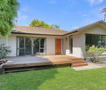 SOCKBURN – 3 BEDROOM NEWLY RENOVATED HOME, HEATPUMP, LARGE BACK YAR... - Photo 5