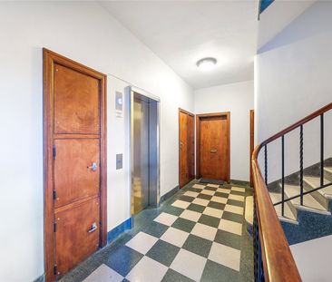 Holland Street, London, W8 flat to rent - Photo 1