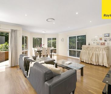 Grand Family Home in Prime Location - Photo 4