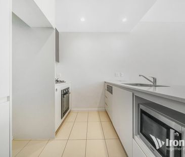 North Facing Two Bedrooms Apartment - Photo 6