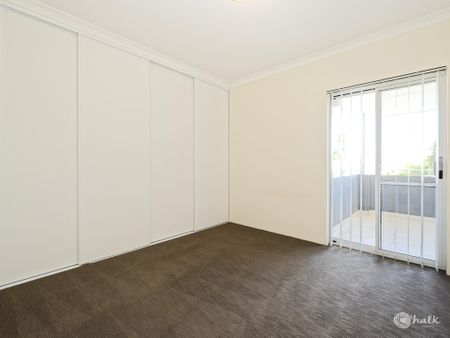 PRIME LOCATION 2X1 UNIT!!!! - Photo 2