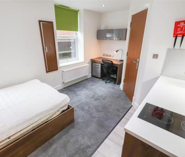 Studio to rent - Photo 5