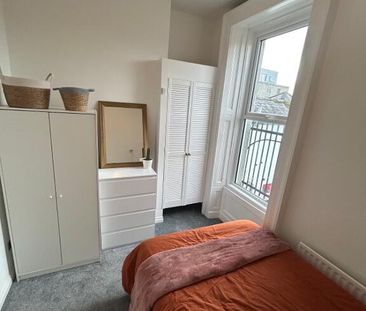 Apt 2, 12 Wellington Park, Belfast, BT9 6DJ - Photo 6