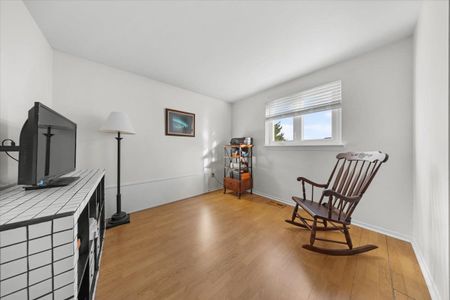 For Lease - 16 Melanie Crescent, Kanata, Ontario - Photo 2