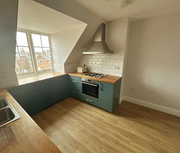 2 bedroom flat to rent - Photo 3