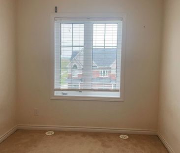 For Lease - 83 Sutcliffe Drive, Whitby, Ontario - Photo 5