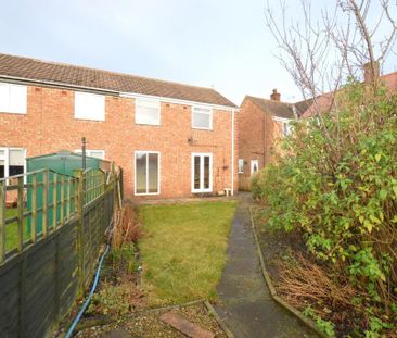 2 bedroom semi-detached house to rent - Photo 5