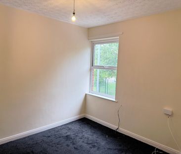 1 Bed Flat, Church Lane, M9 - Photo 4