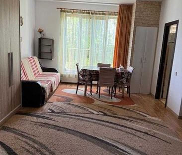 Ap 1 cam de inchiriat in apahida 350 eu neg doar pe termen lung - Photo 2