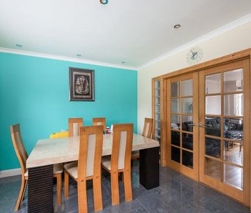 3 bedroom end of terrace house to rent - Photo 3