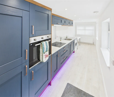 28 Windsor Road - Photo 6