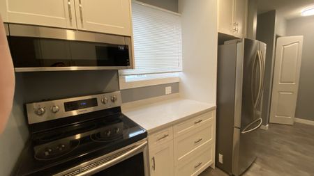 #24 – 25 Pryde Avenue - Photo 4