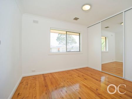 Open the Door to Easy Living with a Big Backyard in Tranmere - Photo 2