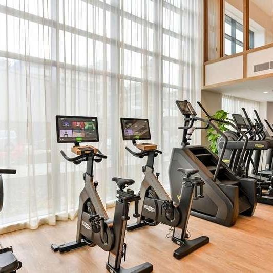 Momento Hayes, Hayes And Harlington, UB3 - Photo 1