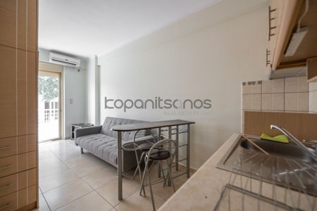 Διαμέρισμα για ενοικίαση Παντοκράτορος - Αρχαίο Ωδείο (Πάτρα) - Photo 2