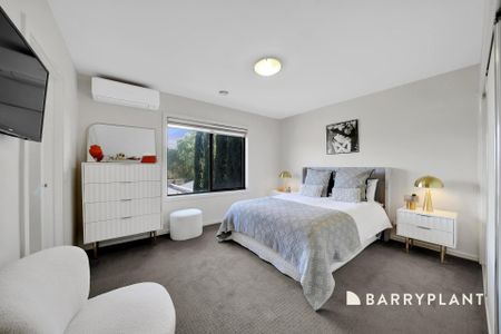 Leafy Park Views | 6-Month Lease Only - Photo 5