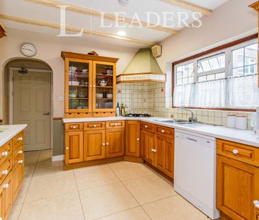 1 bedroom property to rent Burwood Road, Hersham, Walton-on-Thames,... - Photo 6