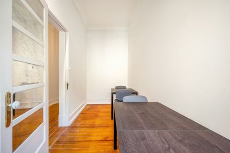 Rua Padre António Vieira, Lisbon, Lisbon 1070 - Photo 5