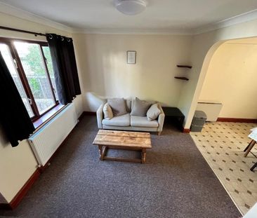 3 bedroom terraced house to rent - Photo 1