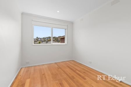 Thinking of selling? Contact our agent - Photo 5