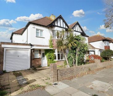 3 bedroom semi-detached house to rent - Photo 5