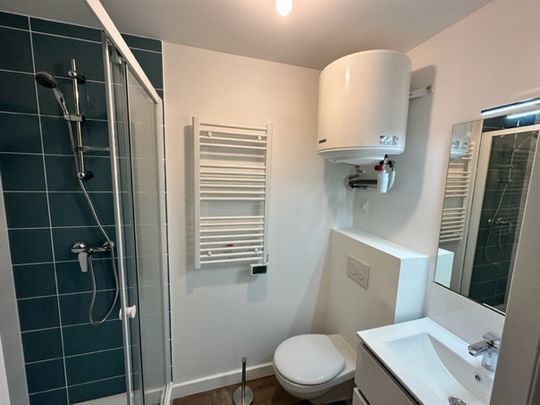 A louer Brest proximité immédiate facs sudio meublé neuf - Photo 1