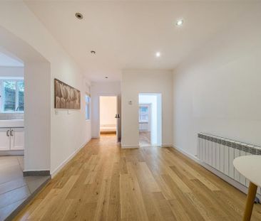 3 bedroom maisonette to rent - Photo 2