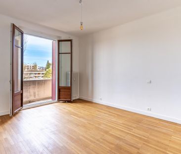 Location Appartement 5 pièces 130m² ANNECY 74000 - Photo 2
