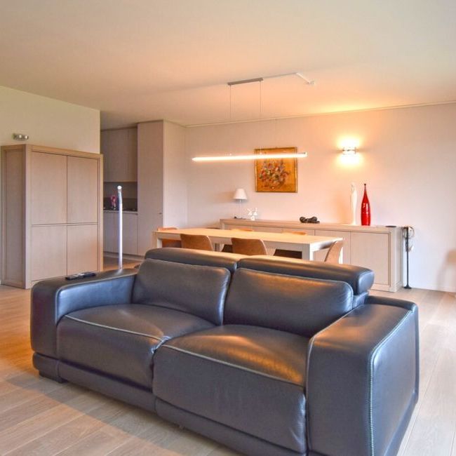 Appartement te huur in Rumbeke voor € 945 met 2 slaapkamers - Photo 1