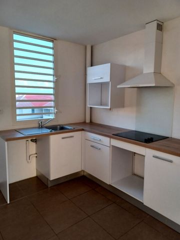 Location Appartement 69.2m² 3 pièces Fort de france - Photo 4