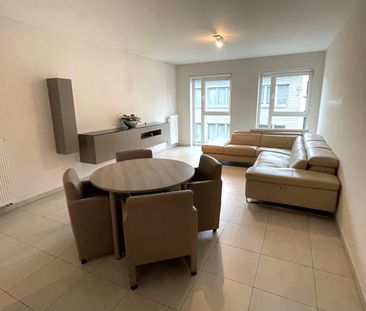 2 slaapkamer appartement dichtbij vele faciliteiten - Photo 1