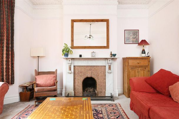 5 bedroom semi-detached house to rent - Photo 1