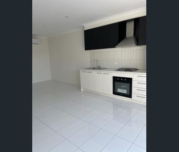 BRAND NEW TOWN HOUSES READY TO MOVE IN !!!! - Photo 3