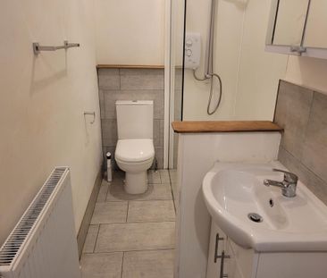 1 bedroom flat to rent - Photo 6