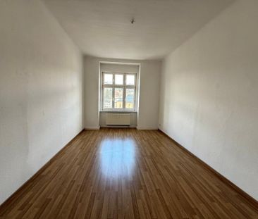 Große 3-Raum-Wohnung mit Blick auf die Mulde - Photo 2