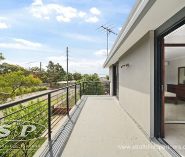 Modern 3-Bedroom Fully Furnished Duplex Home - Photo 4