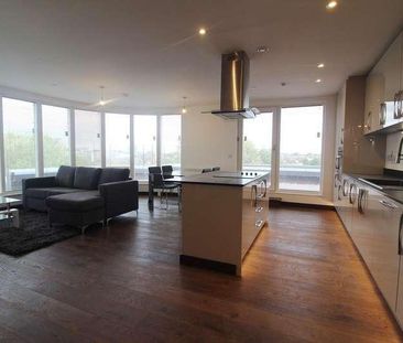 Riverside View, Berkeley Avenue, Reading, RG1 - Photo 1