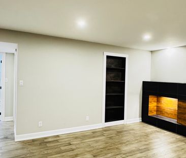 For Lease - 26 Monique Crescent, Barrie, Ontario - Photo 2