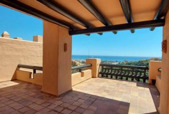 Ático de alquiler en San Luis de Sabinillas