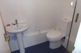 Student House - 8 Beds - Bradford - Photo 4