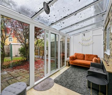 4 bedroom semi-detached house to rent - Photo 5