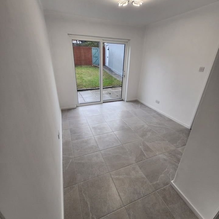 3 Bed Semi-Detached House, Four Acres, BS13 - Photo 1