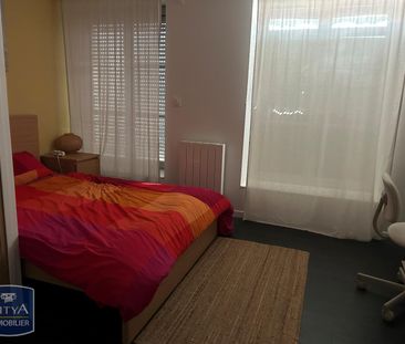 Location Appartement 3 pièces 51m² ST ETIENNE 42000 - Photo 2