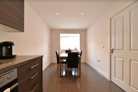Compton Place, Stevenage, SG1 - Photo 2