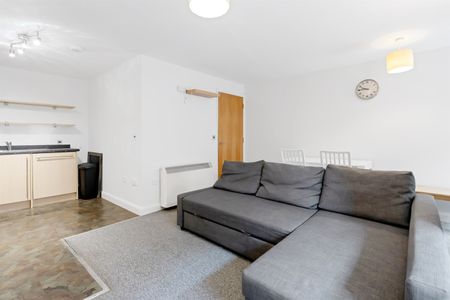 Weekday Cross, Pilcher Gate, Nottingham - Photo 3