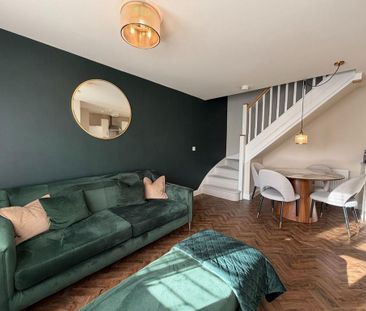 2 bedroom end of terrace house to rent - Photo 1